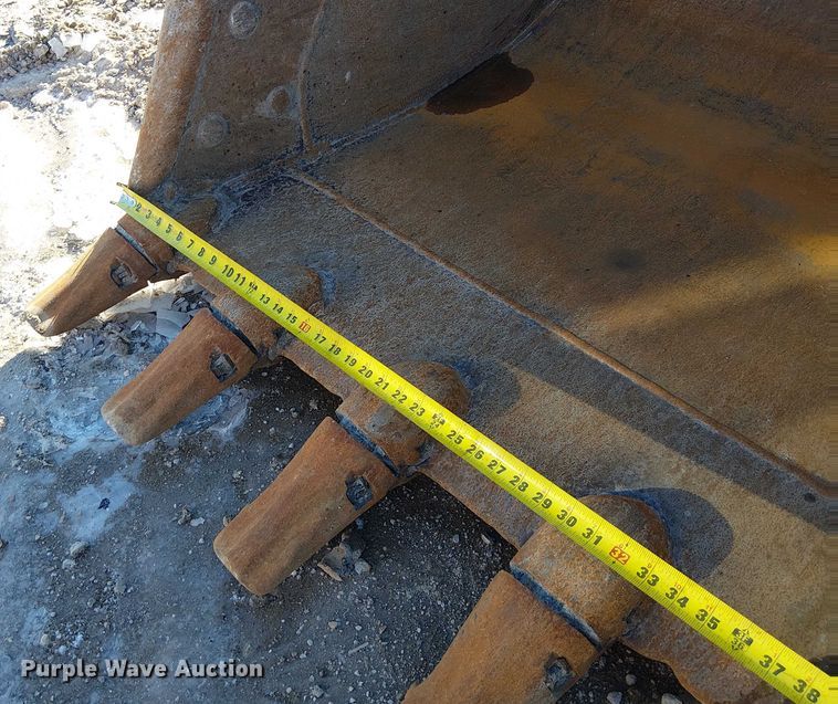 image for item FK0749 2017 Volvo ECR145EL mini excavator