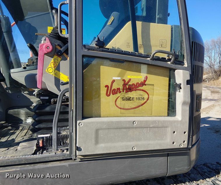 image for item FK0749 2017 Volvo ECR145EL mini excavator