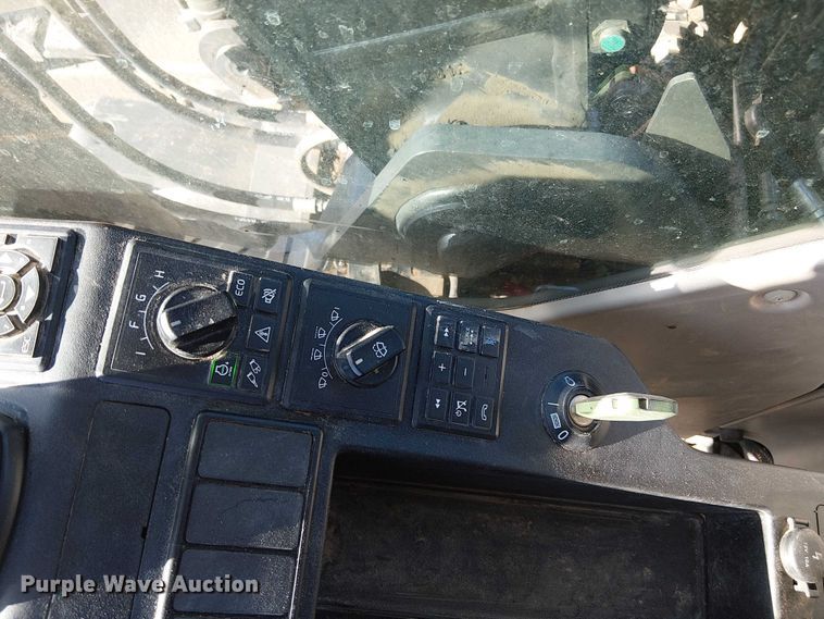 image for item FK0749 2017 Volvo ECR145EL mini excavator