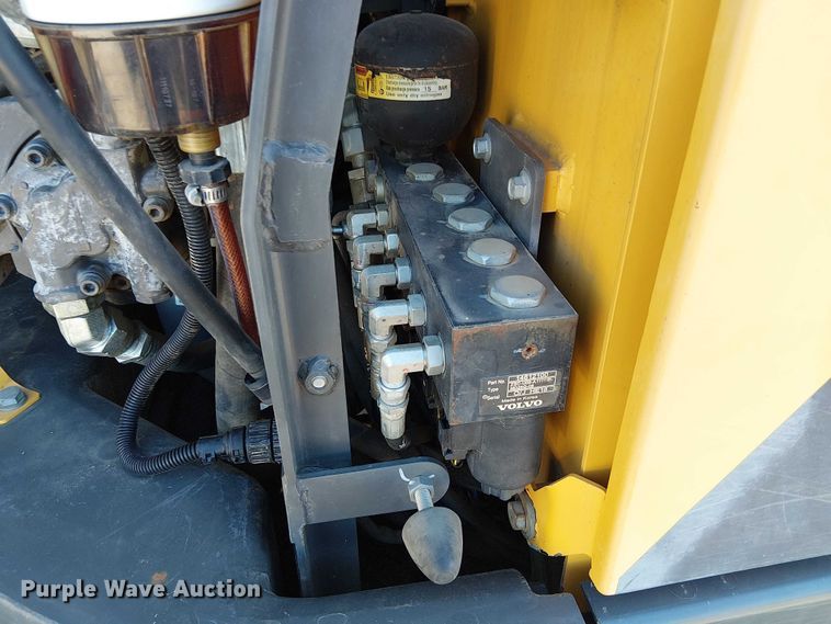 image for item FK0749 2017 Volvo ECR145EL mini excavator