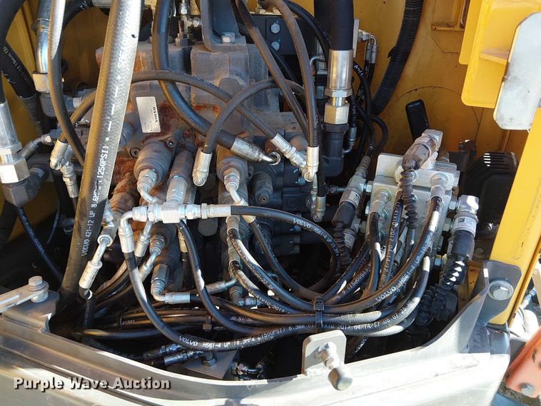 image for item FK0749 2017 Volvo ECR145EL mini excavator