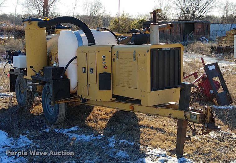 image for item FK0750 2004 Ring-O-Matic 550 Jet Vac vacuum excavator