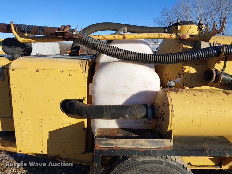 image for item FK0750 2004 Ring-O-Matic 550 Jet Vac vacuum excavator