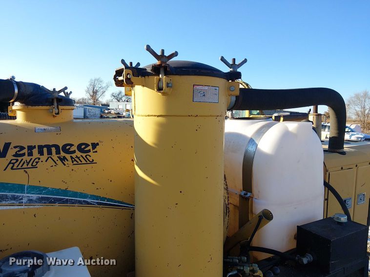 image for item FK0750 2004 Ring-O-Matic 550 Jet Vac vacuum excavator