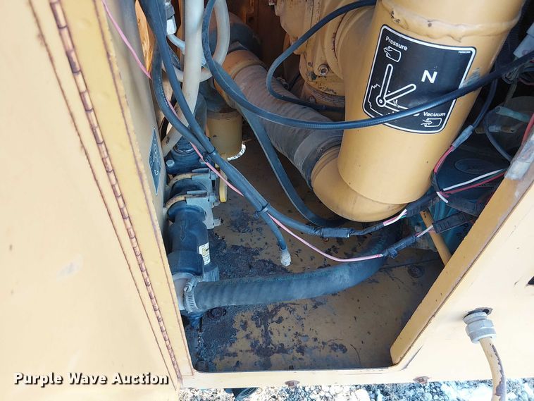 image for item FK0750 2004 Ring-O-Matic 550 Jet Vac vacuum excavator