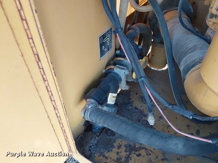 image for item FK0750 2004 Ring-O-Matic 550 Jet Vac vacuum excavator