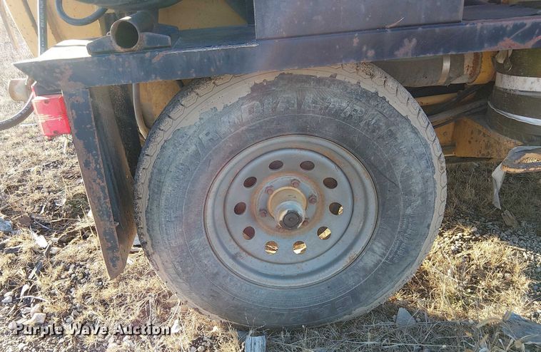 image for item FK0750 2004 Ring-O-Matic 550 Jet Vac vacuum excavator