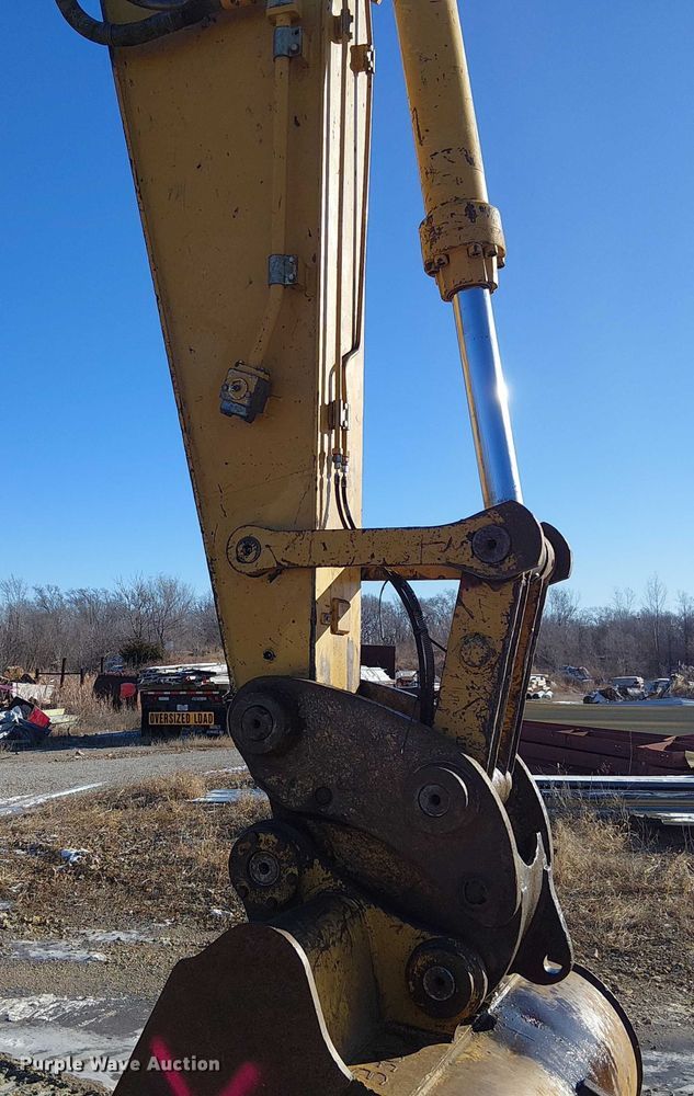 image for item FK0755 2006 Caterpillar 330C excavator