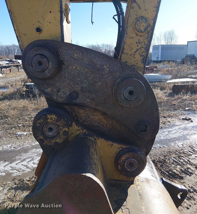 image for item FK0755 2006 Caterpillar 330C excavator