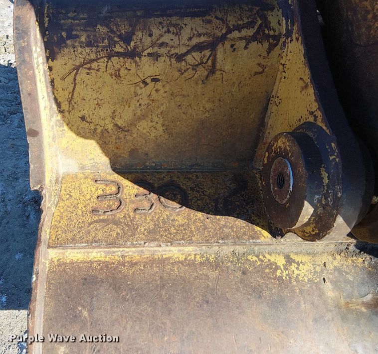 image for item FK0755 2006 Caterpillar 330C excavator
