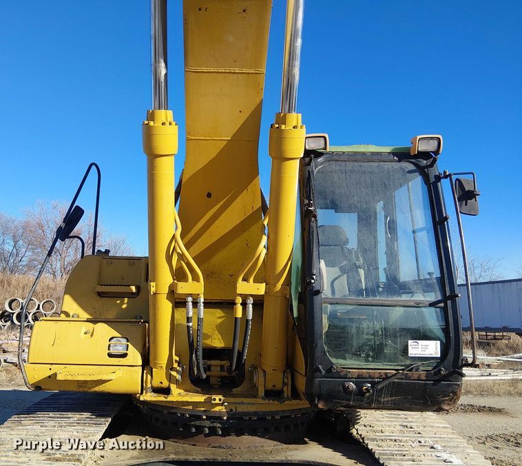image for item FK0755 2006 Caterpillar 330C excavator