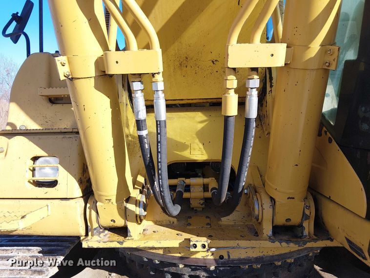 image for item FK0755 2006 Caterpillar 330C excavator