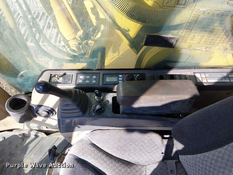 image for item FK0755 2006 Caterpillar 330C excavator