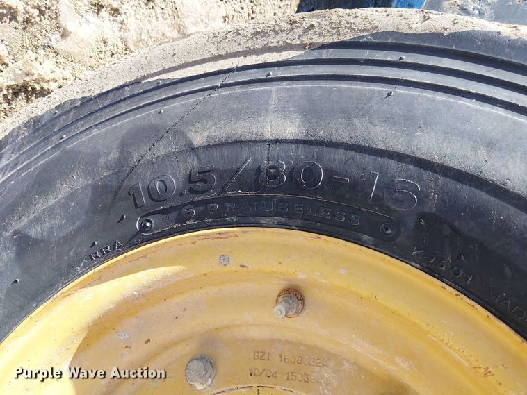 image for item FK0756 2006 Caterpillar CB-335E combination roller