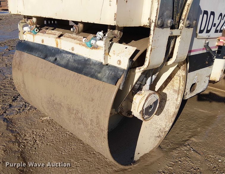 image for item FK0757 1995 Ingersoll Rand DD-22 double drum vibratory roller