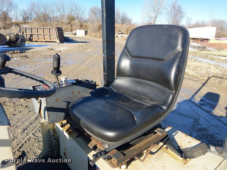 image for item FK0757 1995 Ingersoll Rand DD-22 double drum vibratory roller