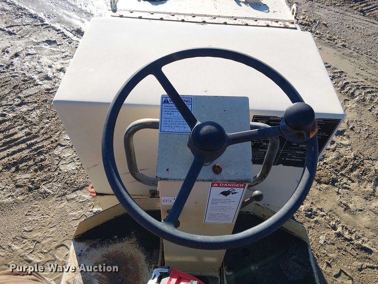 image for item FK0757 1995 Ingersoll Rand DD-22 double drum vibratory roller