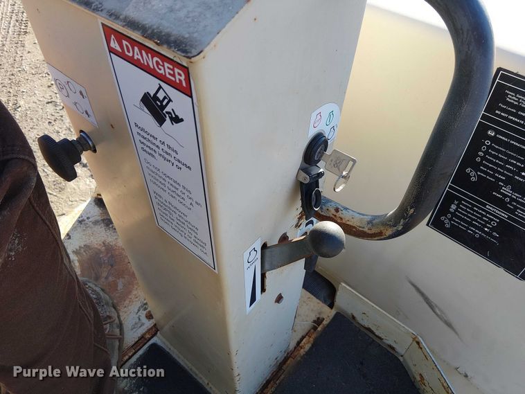 image for item FK0757 1995 Ingersoll Rand DD-22 double drum vibratory roller