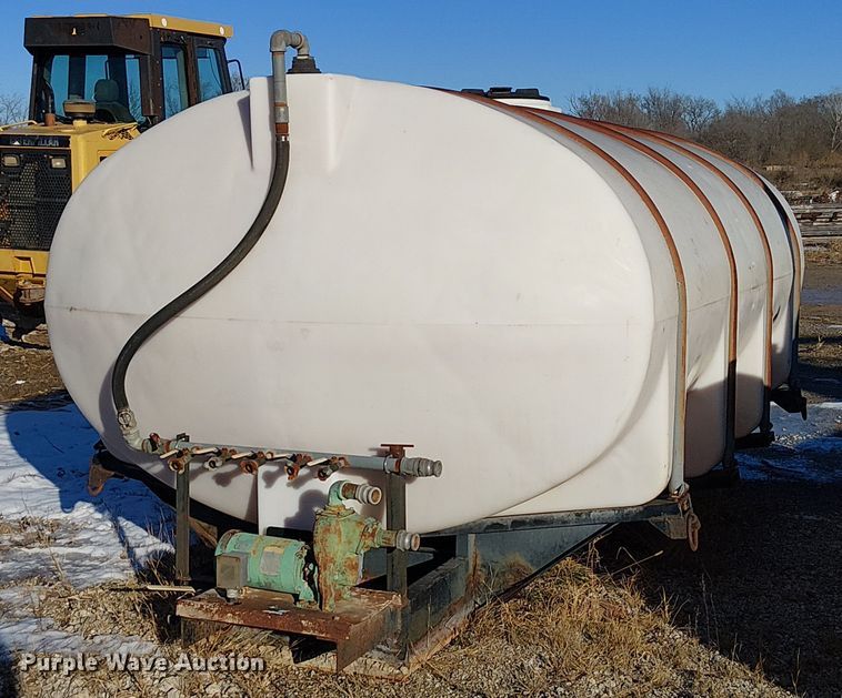 image for item FK0758 Water tank bed