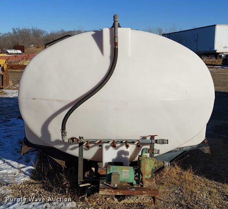 image for item FK0758 Water tank bed