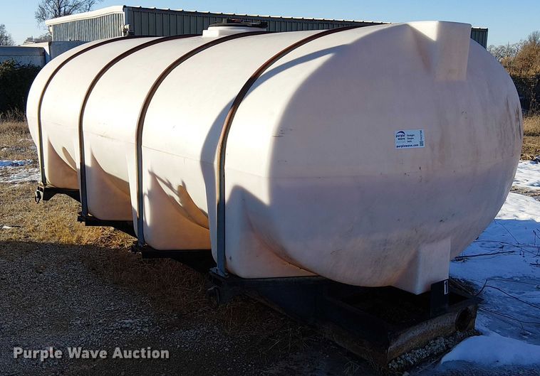 image for item FK0758 Water tank bed