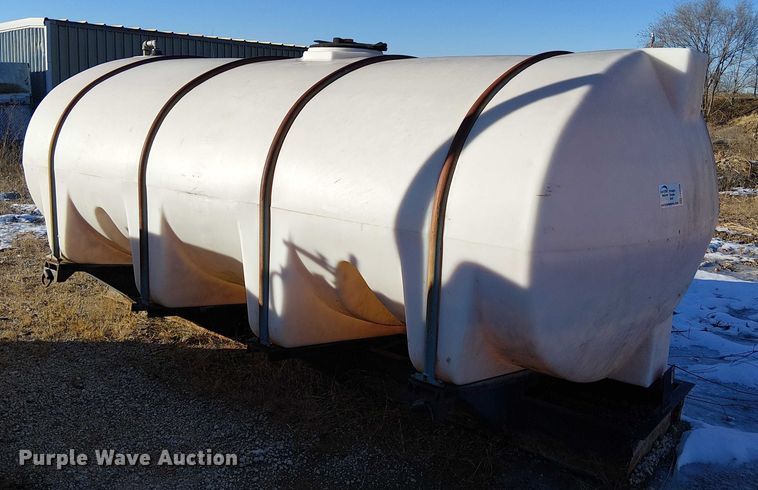 image for item FK0758 Water tank bed