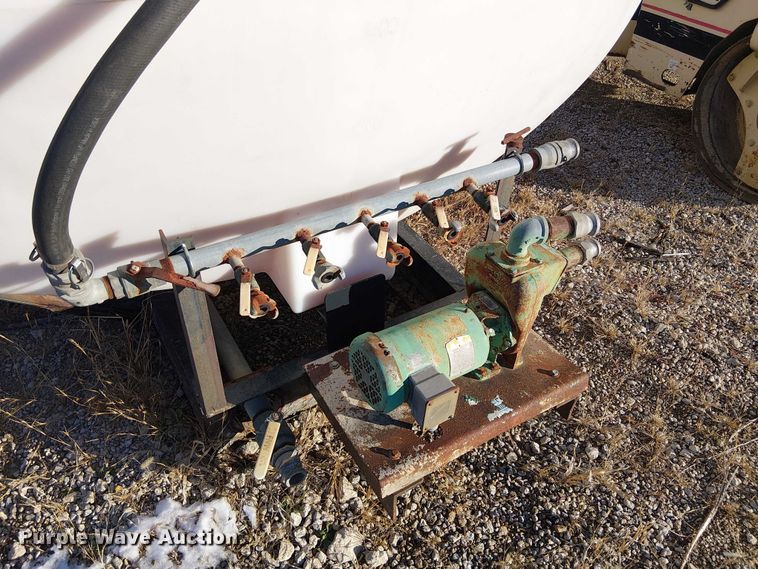 image for item FK0758 Water tank bed