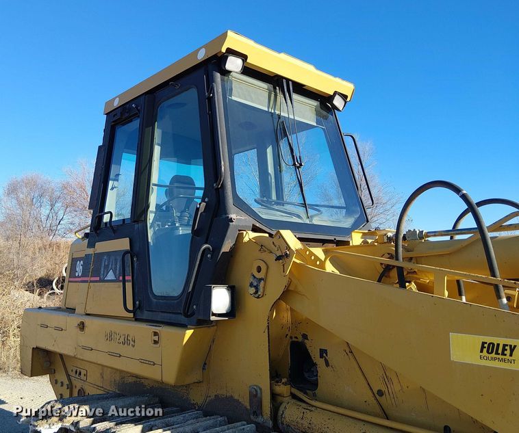 image for item FK0759 2006 Caterpillar 963C track loader