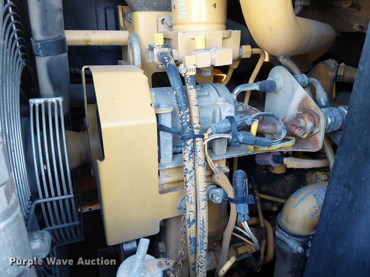 image for item FK0759 2006 Caterpillar 963C track loader