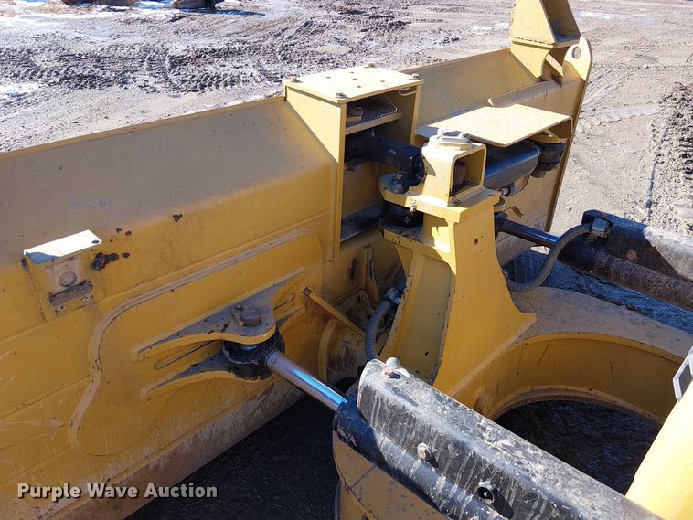 image for item FK0761 2014 Caterpillar D6N XL dozer