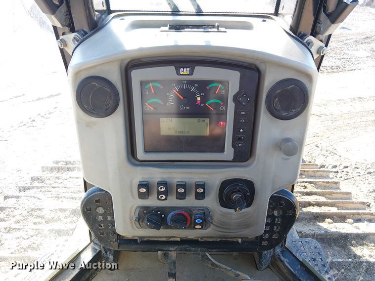 image for item FK0761 2014 Caterpillar D6N XL dozer