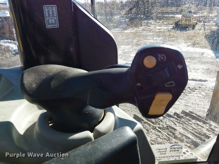 image for item FK0761 2014 Caterpillar D6N XL dozer