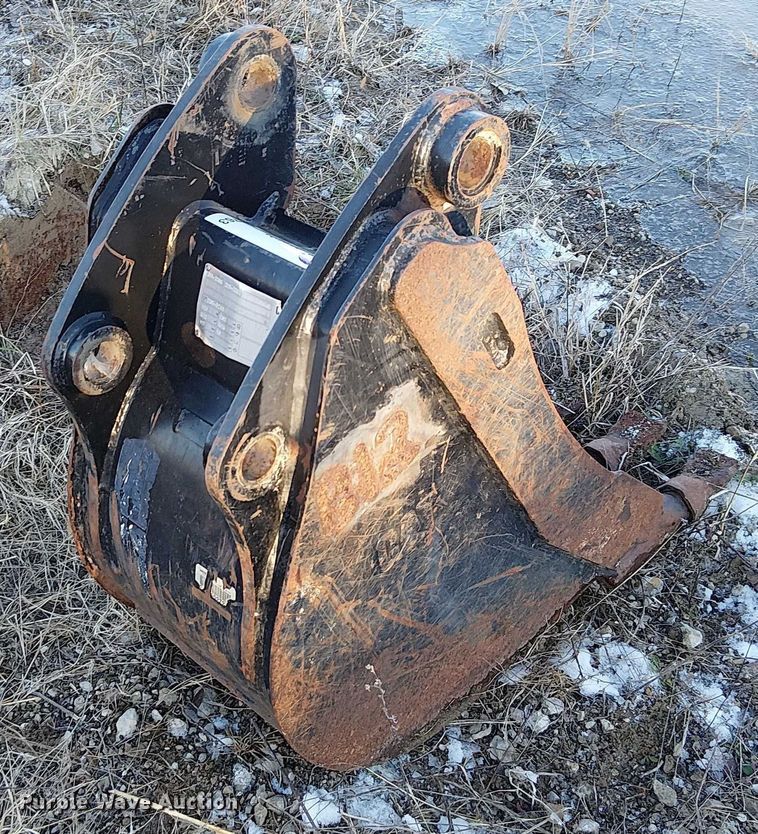 image for item FK0763 Caterpillar mini excavator bucket