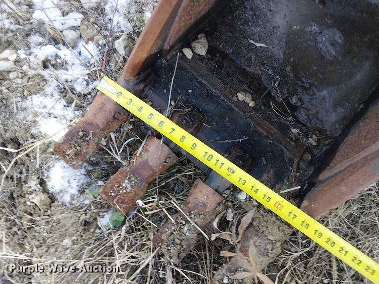 image for item FK0763 Caterpillar mini excavator bucket