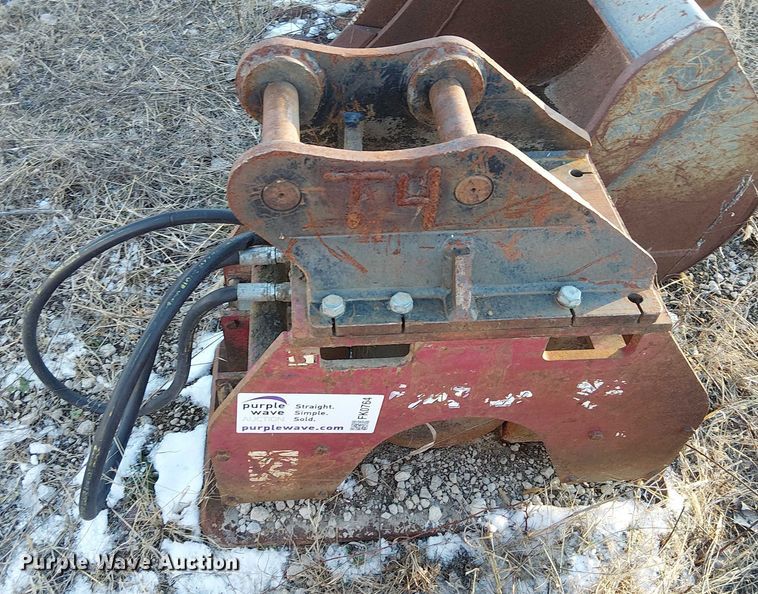 image for item FK0764 Plate compactor