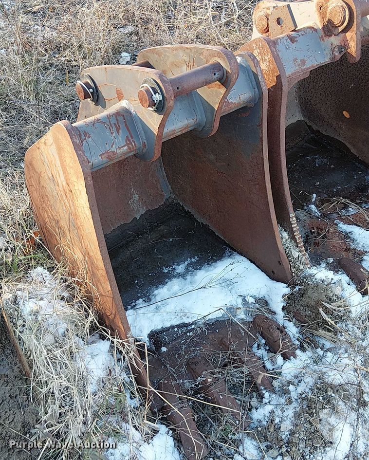 image for item FK0766 (3) Volvo mini excavator buckets