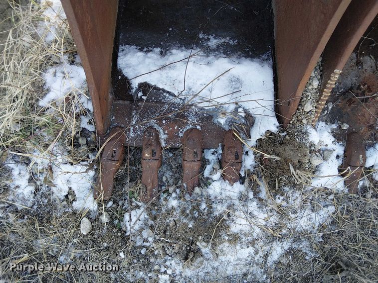 image for item FK0766 (3) Volvo mini excavator buckets