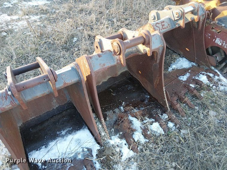 image for item FK0766 (3) Volvo mini excavator buckets