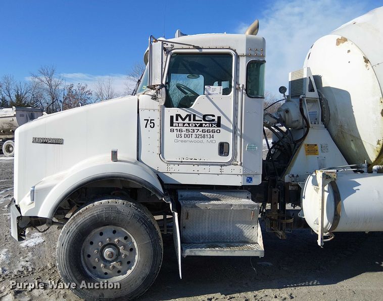 image for item FK0767 2008 Kenworth T880 ready mix truck