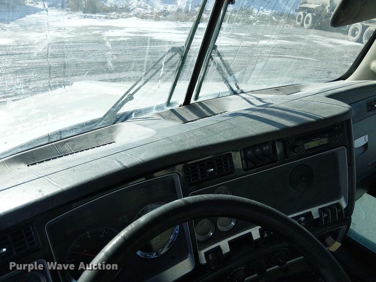 image for item FK0767 2008 Kenworth T880 ready mix truck