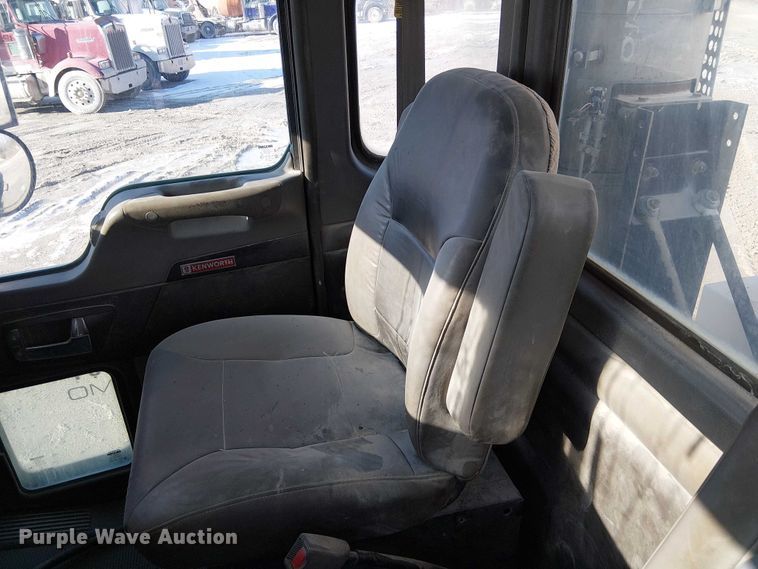 image for item FK0767 2008 Kenworth T880 ready mix truck