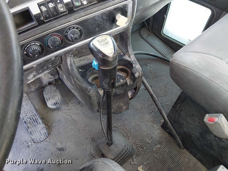 image for item FK0767 2008 Kenworth T880 ready mix truck