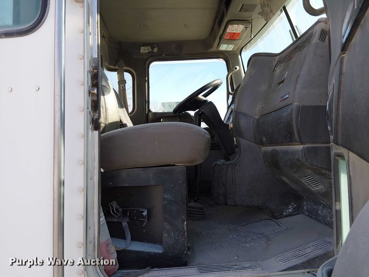 image for item FK0767 2008 Kenworth T880 ready mix truck