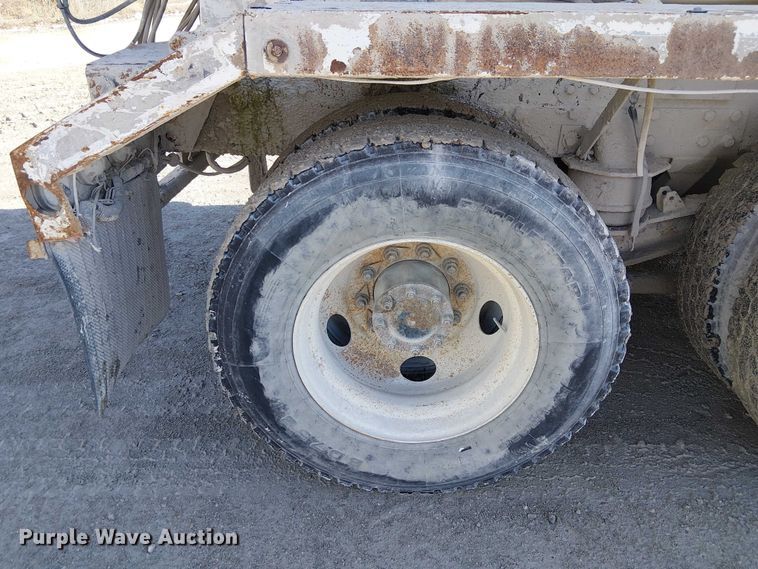 image for item FK0767 2008 Kenworth T880 ready mix truck