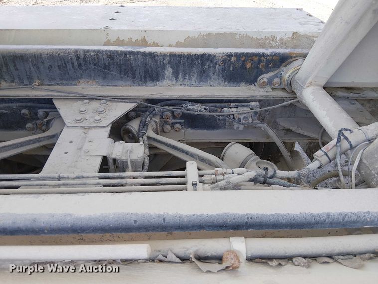 image for item FK0768 2004 Kenworth T800 ready mix truck