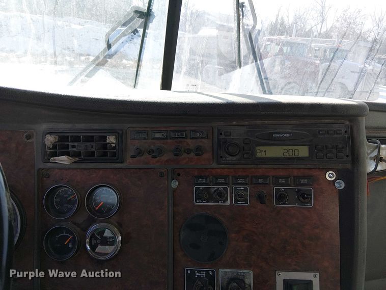 image for item FK0768 2004 Kenworth T800 ready mix truck