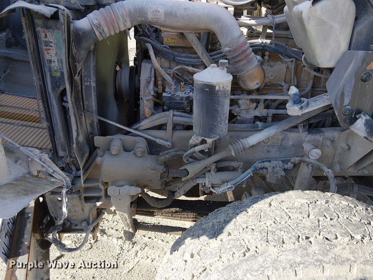 image for item FK0768 2004 Kenworth T800 ready mix truck