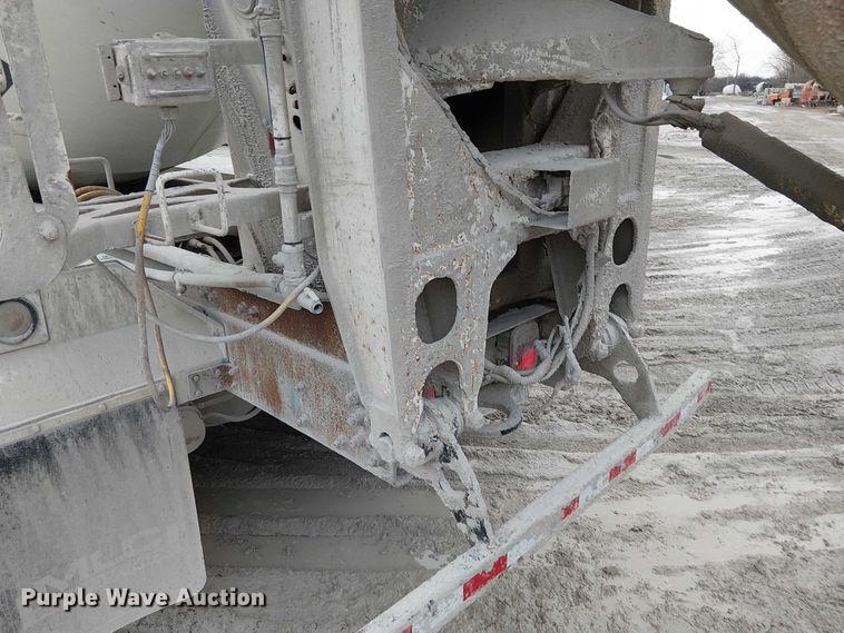 image for item FK0771 2005 International 7700 ready mix truck