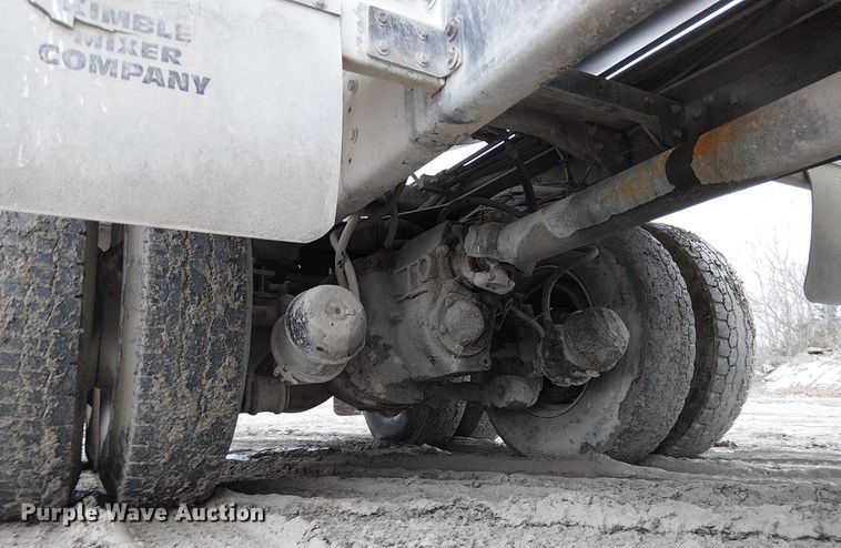 image for item FK0771 2005 International 7700 ready mix truck