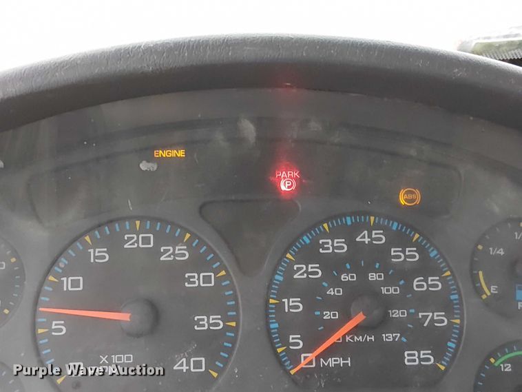 image for item FK0771 2005 International 7700 ready mix truck